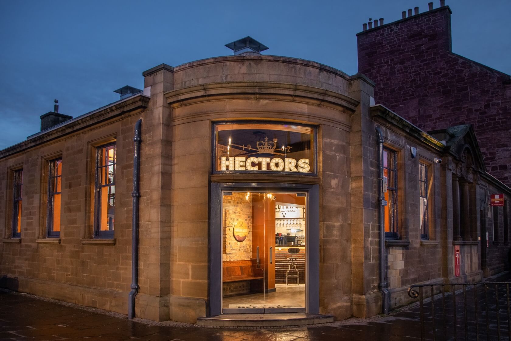 Hector's Artisan Pizza, Dunbar 01 - C&G Development